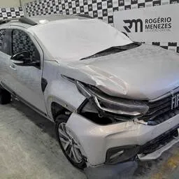 SUCATA Fiat Strada 2023 1.3 Volcano Cab. Dupla 16V Flex 4P PARA RETIRADA DE PEÇAS